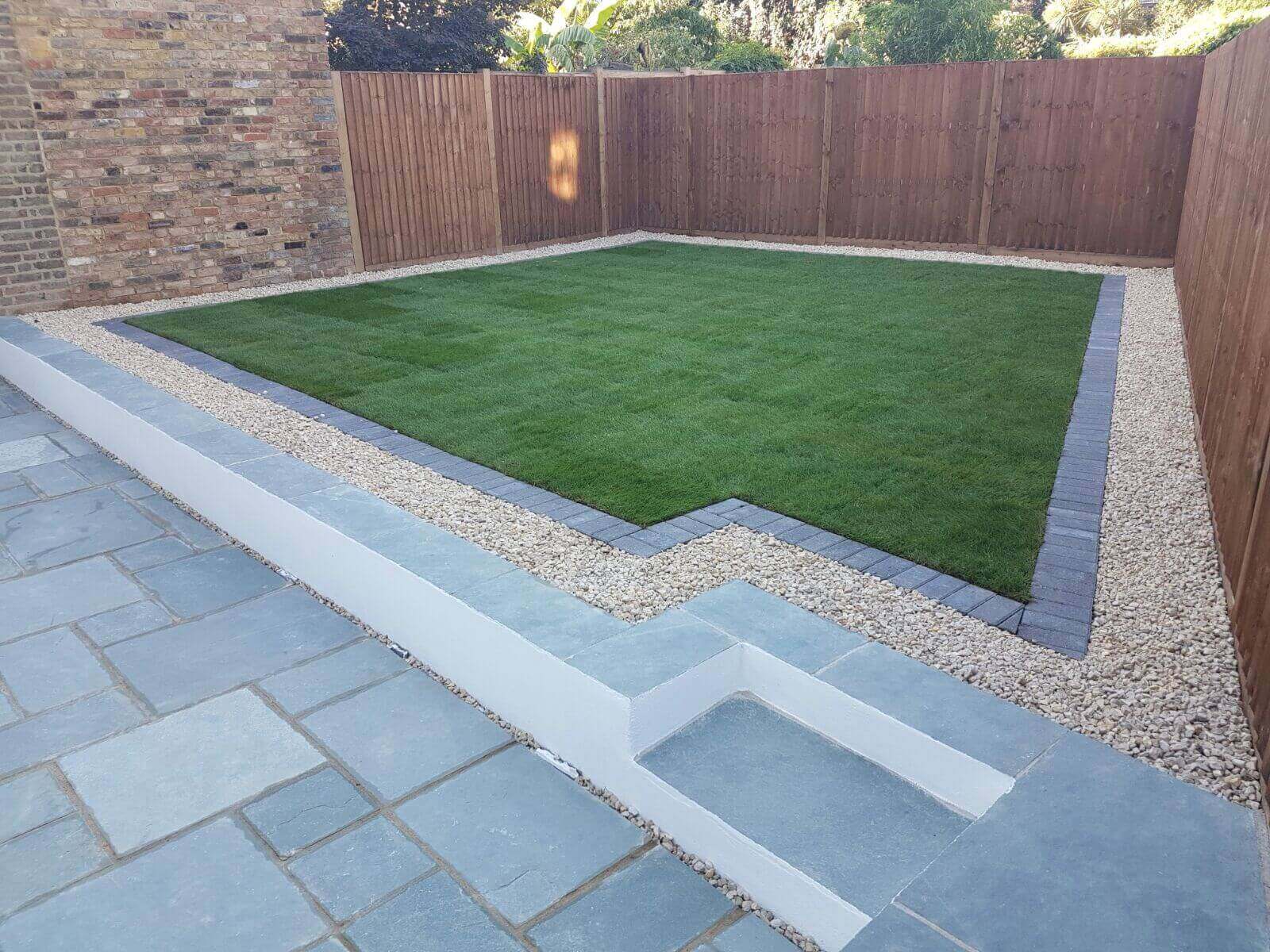 Garden Builders Oxshott KT22